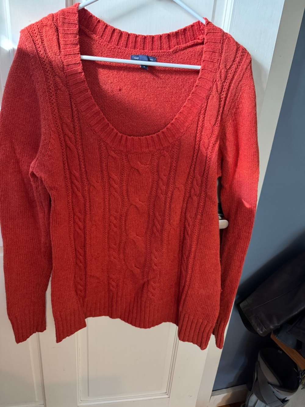 GAP Women's Orange Cable Scoop Neck Sweater